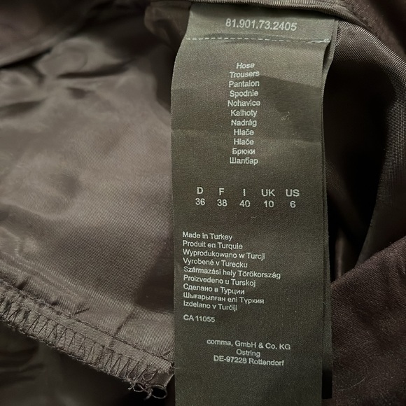 Comma tuxedo style pants rubber writing side leg size 36 (measures 32 inches) - Picture 9 of 9